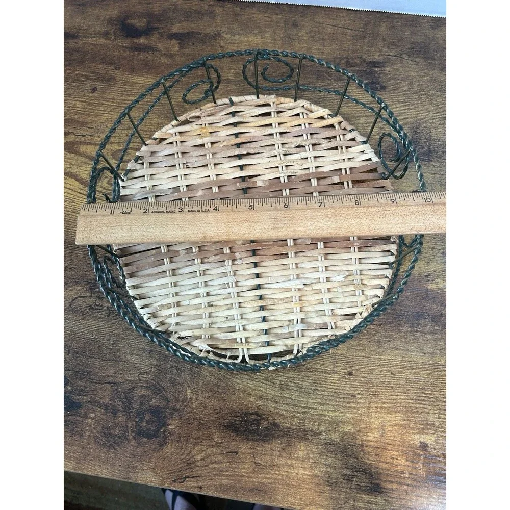 Vintage Wicker Wire Basket Tray Round Farmhouse Boho Cottage Centerpiece Decor